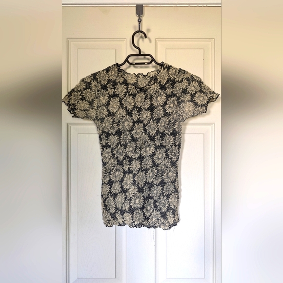 Floral Summer Top - Picture 1 of 2